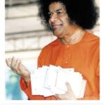 Sanathana Sarathi en español | Octubre 2023