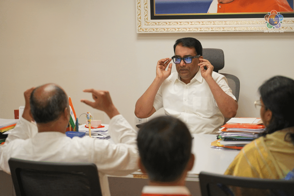 Empoderando a las personas con discapacidad visual con tecnología innovadora: una noble iniciativa de Sri Sathya Sai Central Trust | 22 de junio de 2025